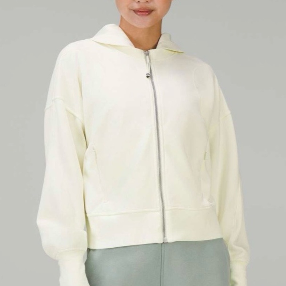 Lululemon Softstreme Pocketed Hoodie in Lemon Sorbet